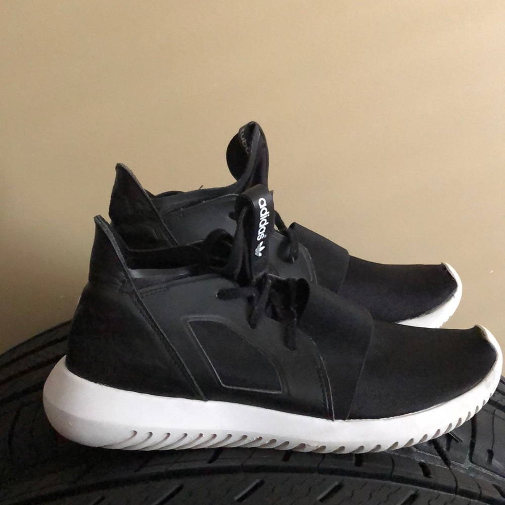 Adidas x Rita Ora sneakers Sz 8.5